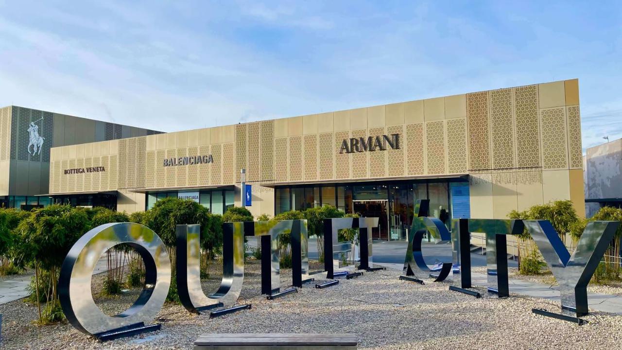 Ferienwohnung Outletcity 메칭엔 외부 사진